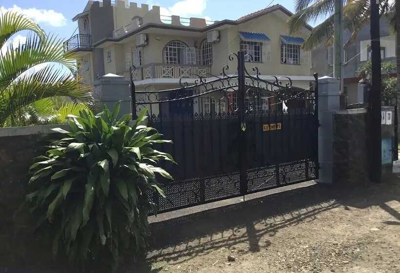 تختخواب و صبحانه Appartement Privatif Ou Location De Chambres   Villa Lotus Paradise