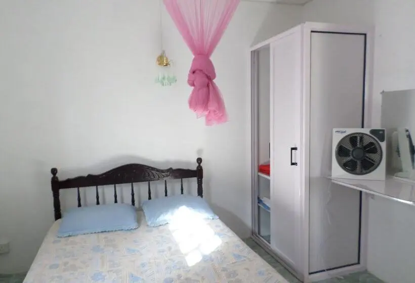 تختخواب و صبحانه Appartement Privatif Ou Location De Chambres   Villa Lotus Paradise