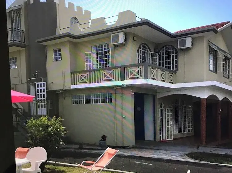 تختخواب و صبحانه Appartement Privatif Ou Location De Chambres   Villa Lotus Paradise
