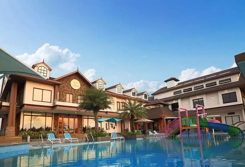 ホテル La Casa. Club & Resort