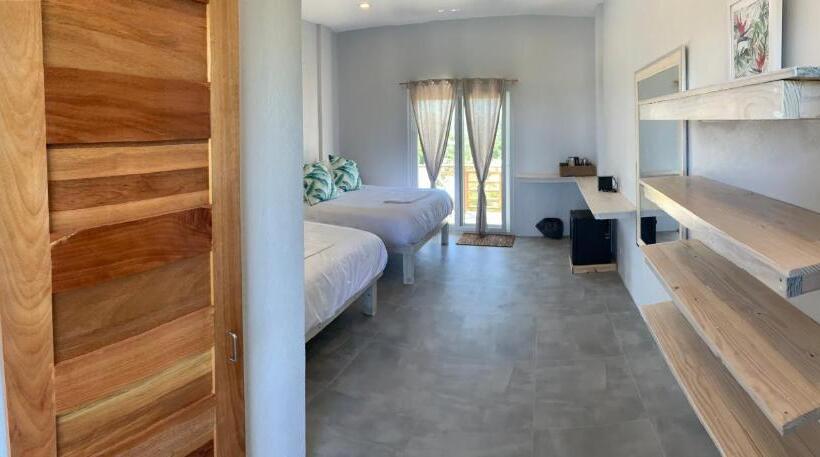 Hostel Crown Malapascua