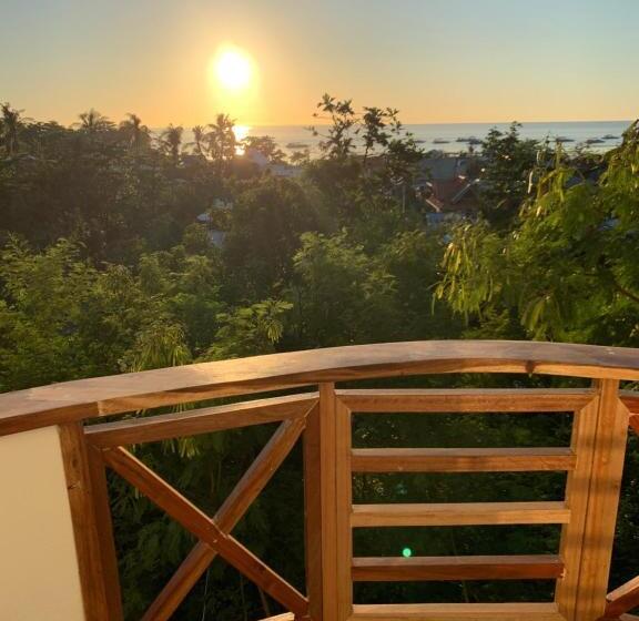 Hostel Crown Malapascua