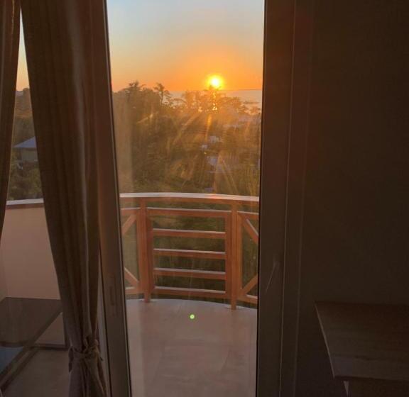 Hostel Crown Malapascua