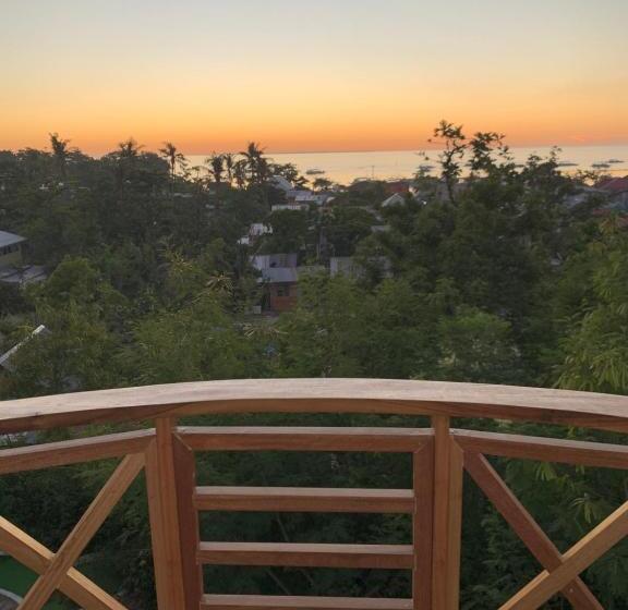 Hostel Crown Malapascua