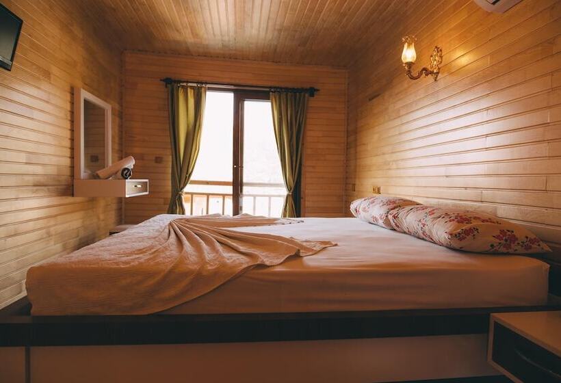 בית מלון כפרי 7 Green Adrasan