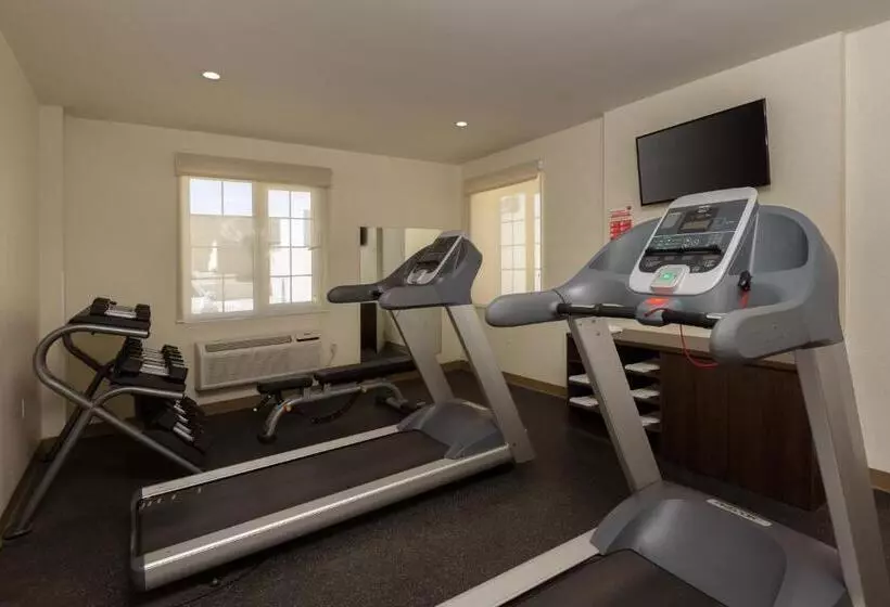 ホテル Extended Suites Saltillo Galerías