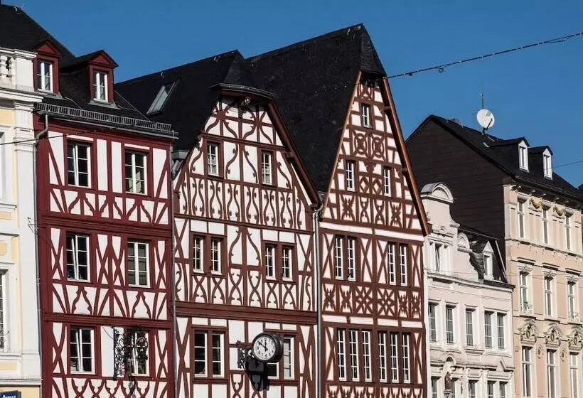 هتل Haus Am Berg