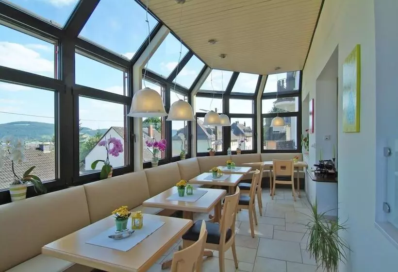 هتل Haus Am Berg