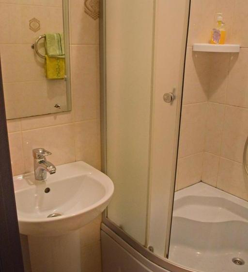 ホテル на круговій