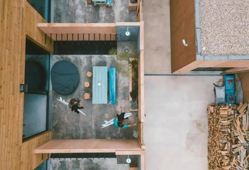 Hotelli Noah Surf House Portugal