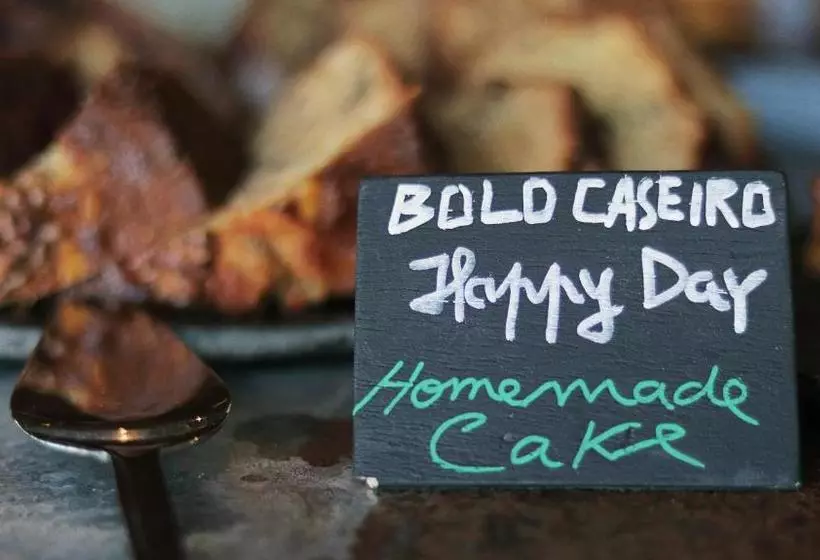 Hotelli Noah Surf House Portugal