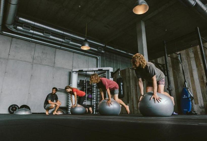 בית מלון כפרי Noah Surf House Portugal