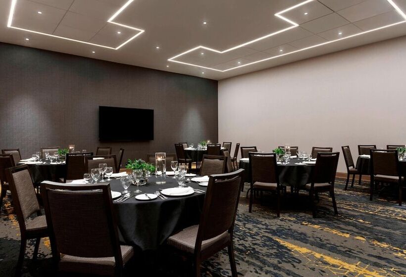 فندق Sheraton Sainthyacinthe