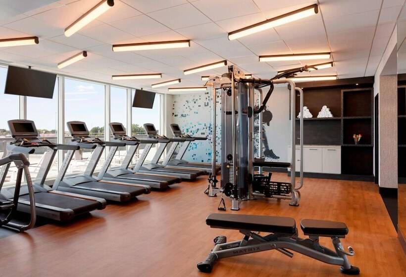 فندق Sheraton Sainthyacinthe