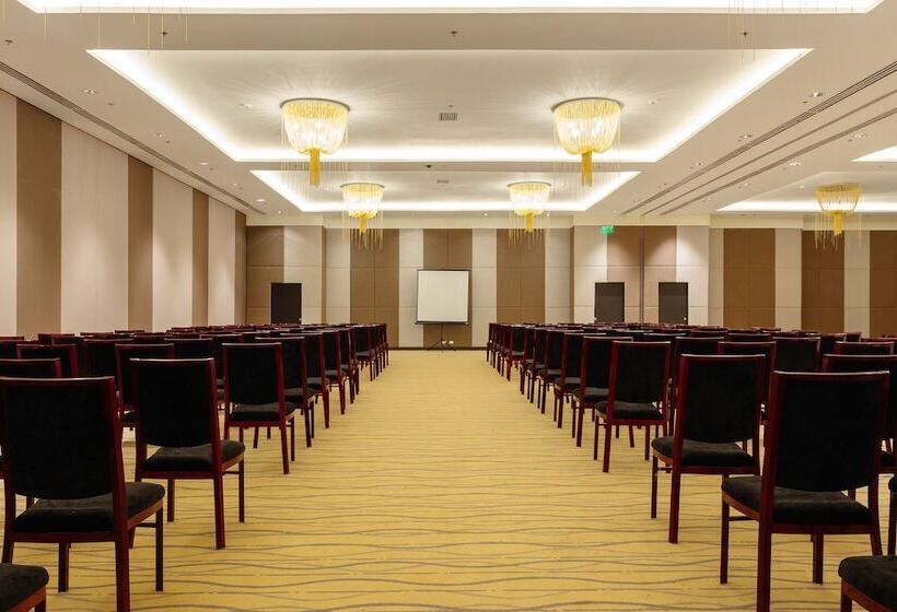 Summit Hotel Tacloban