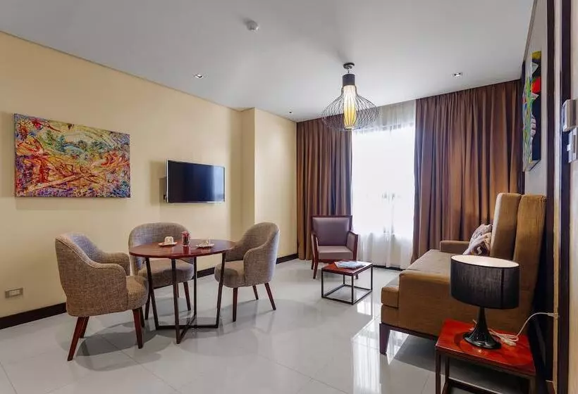 Summit Hotel Tacloban