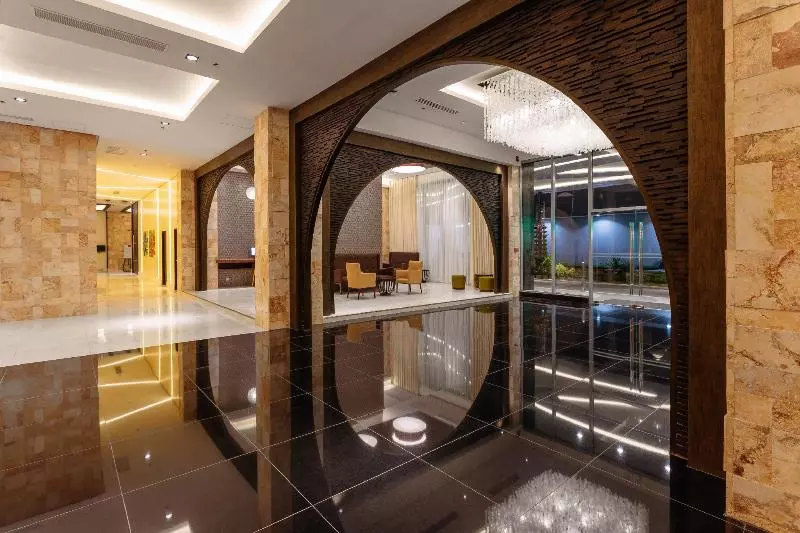 Summit Hotel Tacloban