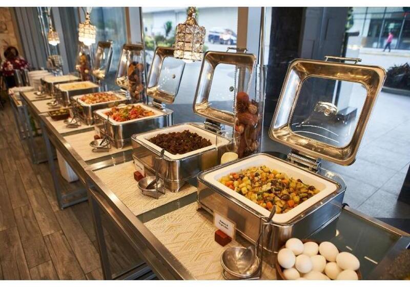 Summit Hotel Tacloban