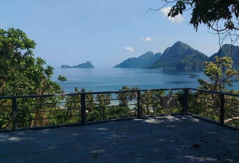 בית מלון כפרי The Birdhouse El Nido   Glamping