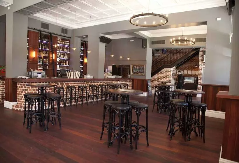 ホテル The National