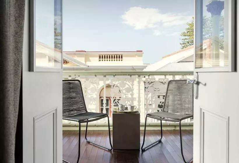 ホテル The National