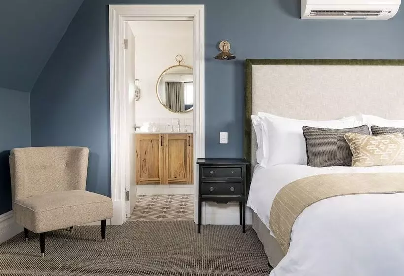 ホテル The National