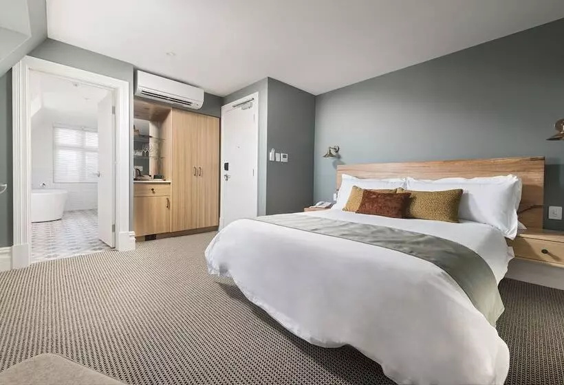 ホテル The National