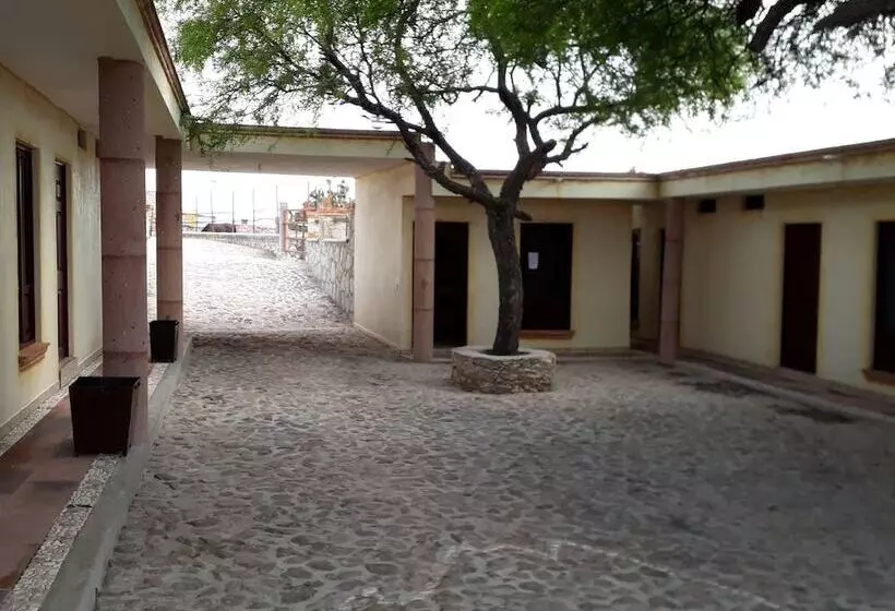 ホテル Villa Aurora