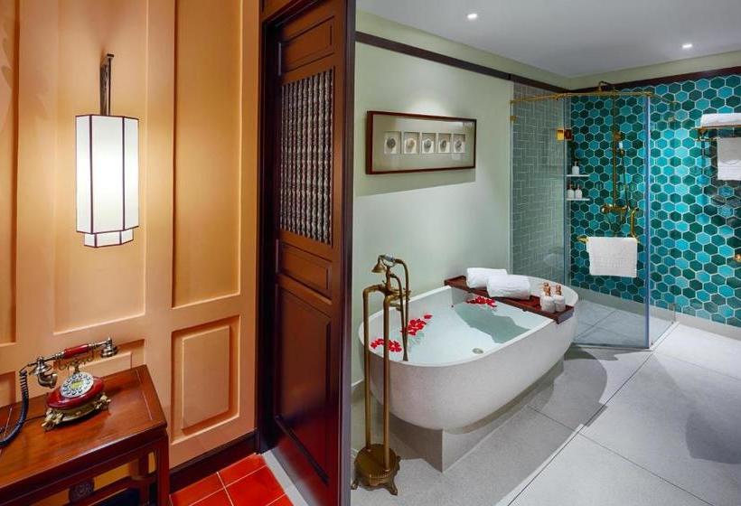 Little Riverside Hoi An . A Luxury Hotel & Spa