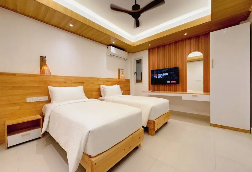 پانسیون Pavona Maldives