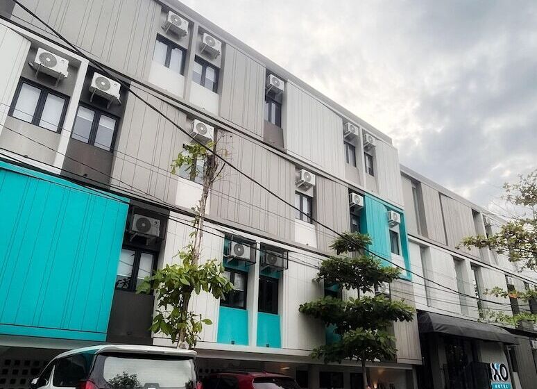 Ixo Hotel Semarang