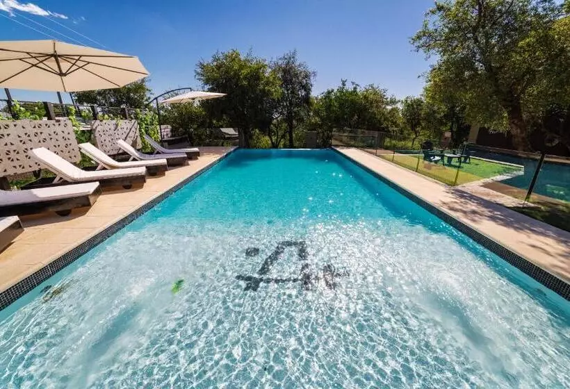 A Hotel Decosuites