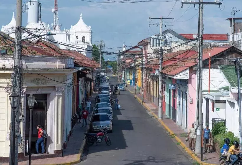 تختخواب و صبحانه Hellenika