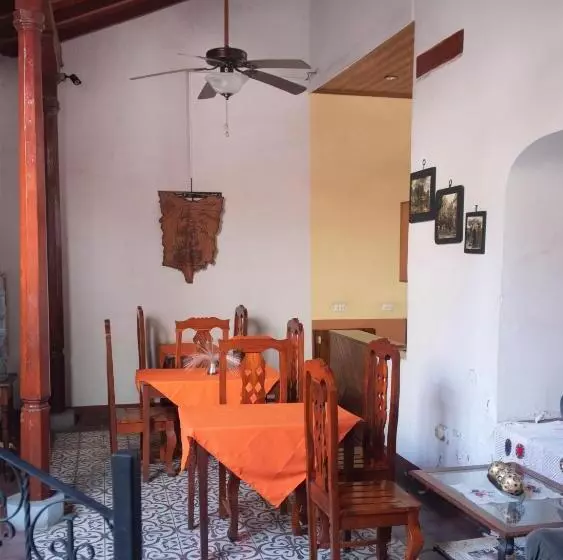 تختخواب و صبحانه Hellenika