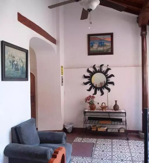 تختخواب و صبحانه Hellenika