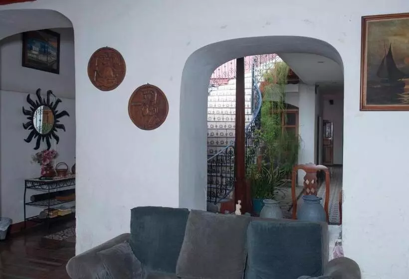 تختخواب و صبحانه Hellenika