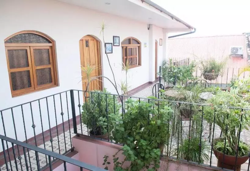 تختخواب و صبحانه Hellenika