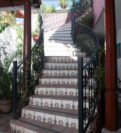 تختخواب و صبحانه Hellenika