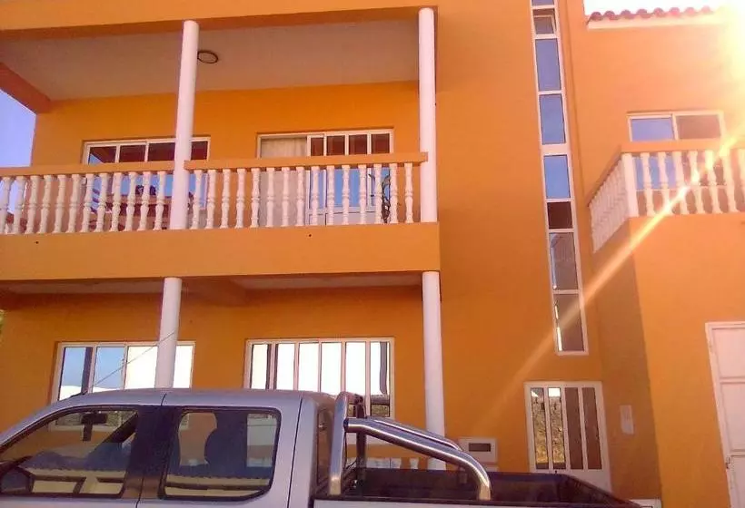 Chez Albino Guest House