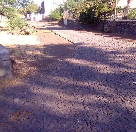 Chez Albino Guest House