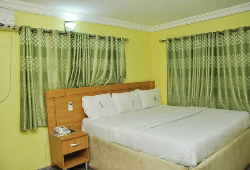 California Garden Hotel And Suites