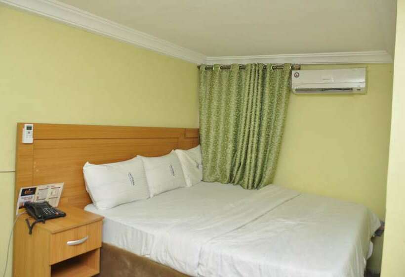 California Garden Hotel And Suites