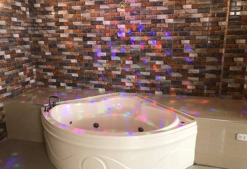 Hotel El Monarca Suite