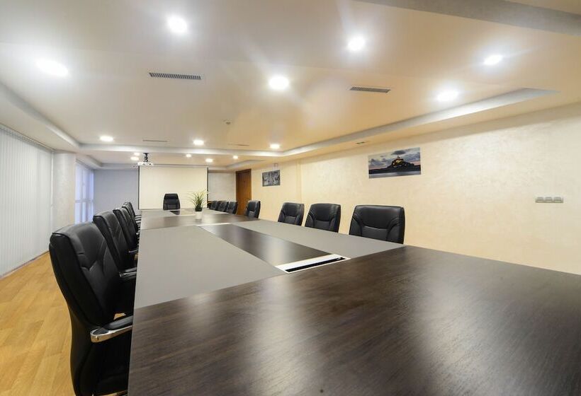 هتل Golden Star Casablanca