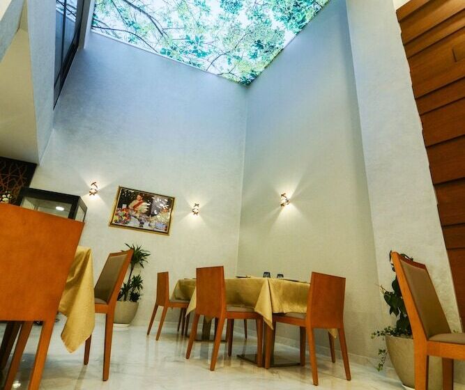 هتل Golden Star Casablanca