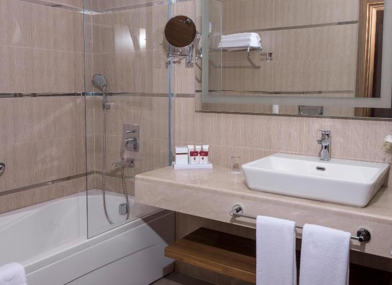 فندق Ramada Plaza By Wyndham Rize