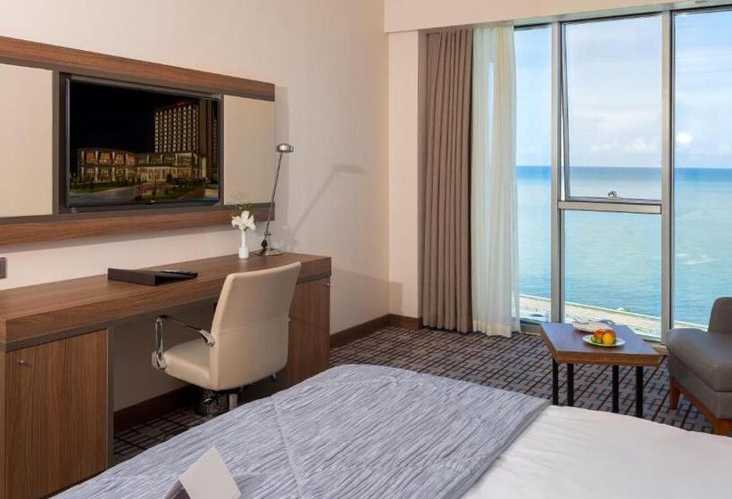 فندق Ramada Plaza By Wyndham Rize