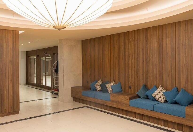 فندق Ramada Plaza By Wyndham Rize