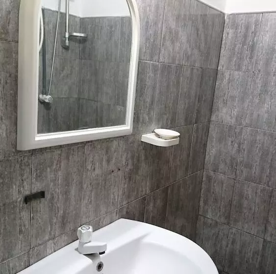 ホテル Thuruliya Lodge Habarana