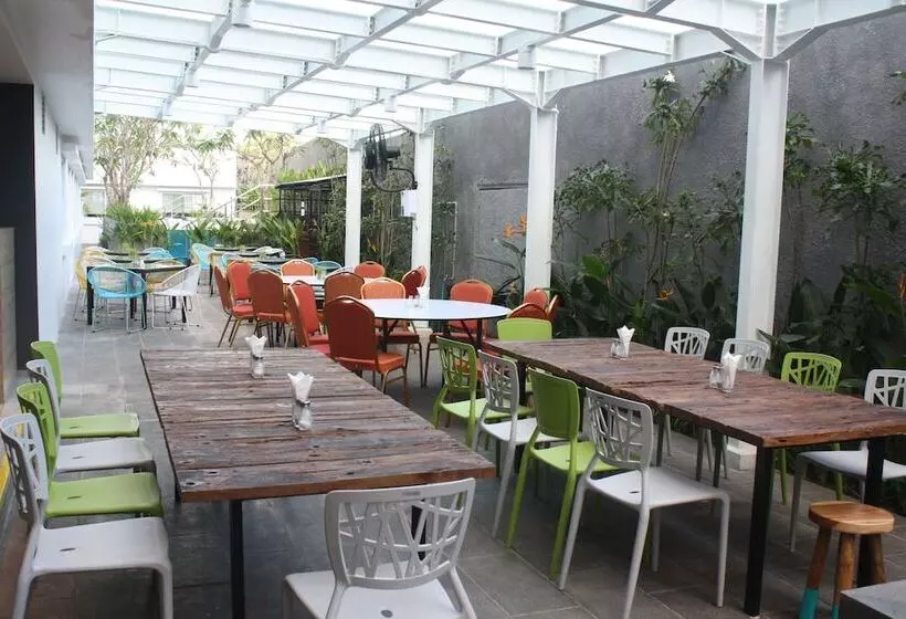 Hotelli Zuri Express Jimbaran